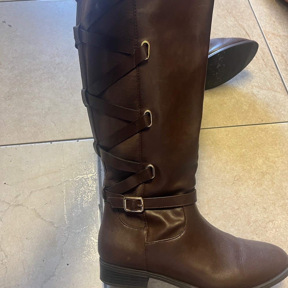 Brown Knee-High Women's Boots